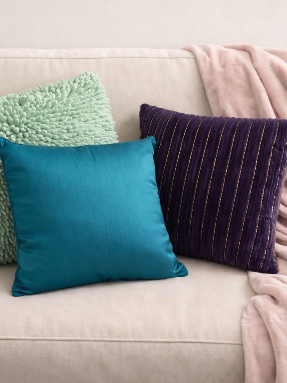 Set of Decorative Throw Pillows in Teal, Mint & Deep Purple